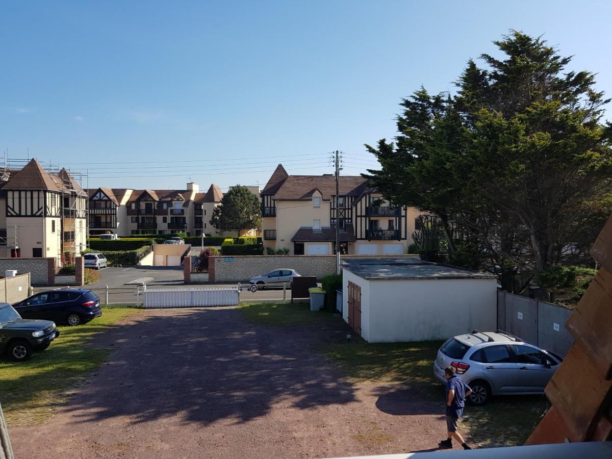 Studio Front De Mer Ouistreham Exterior photo